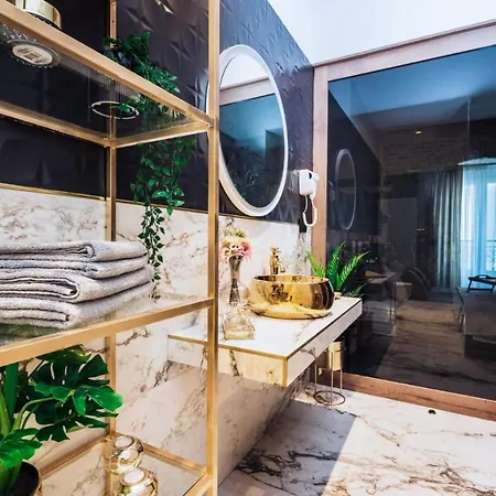 Luxury L&l * سبليت