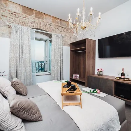 Luxury L&l Bed & Breakfast *