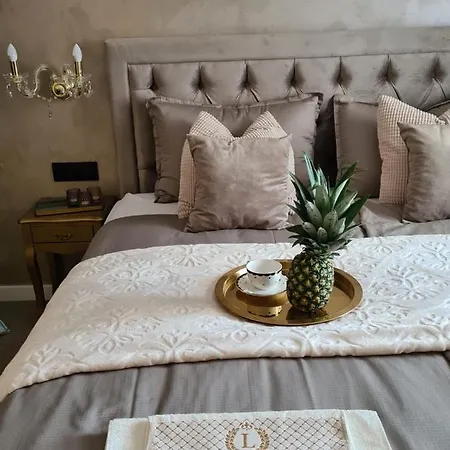 Luxury L&l Split